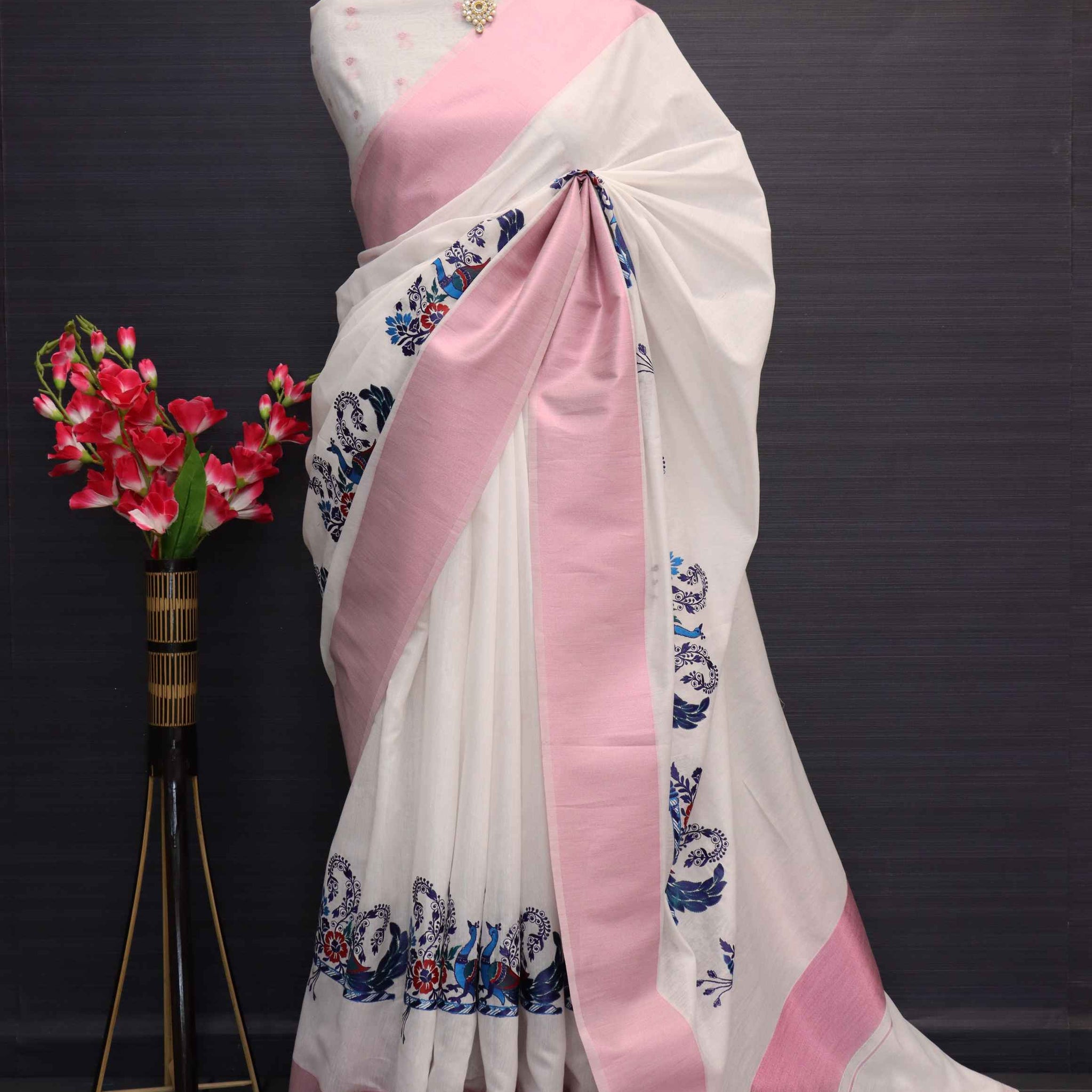 Onam Special Creamish White Embroidered Animal  Motief Pink Jari Border Saree-onam106