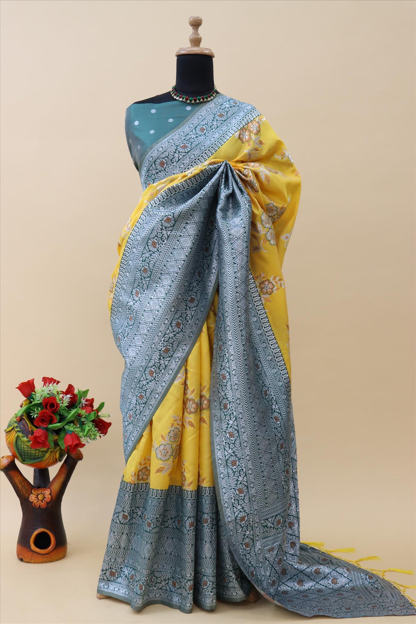 Gold With Bottle Green Contrast With Silver And Copper Jari Jacquard Pattu Saree Mb's 4 Fider Jps-1023